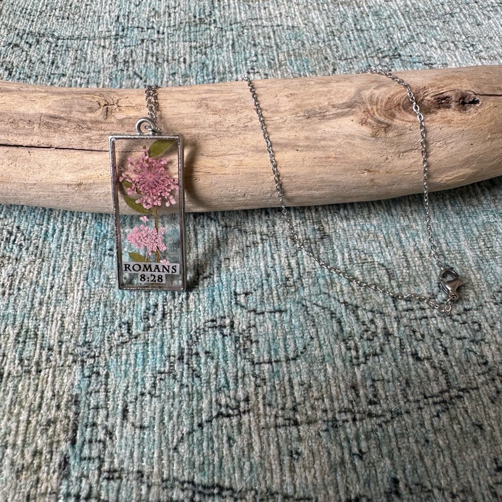 Autumn's Accessories Silver and Pink Floral Necklace